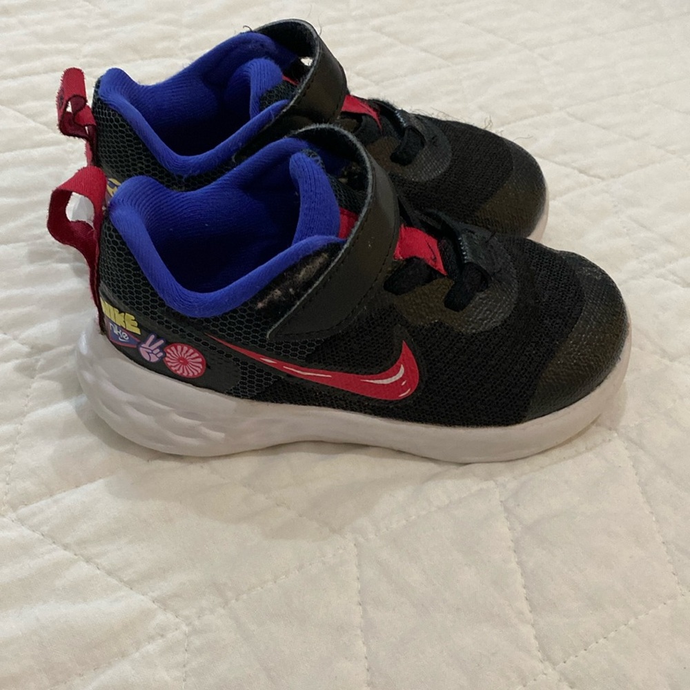 Toddler Nike Revolution Sneakers